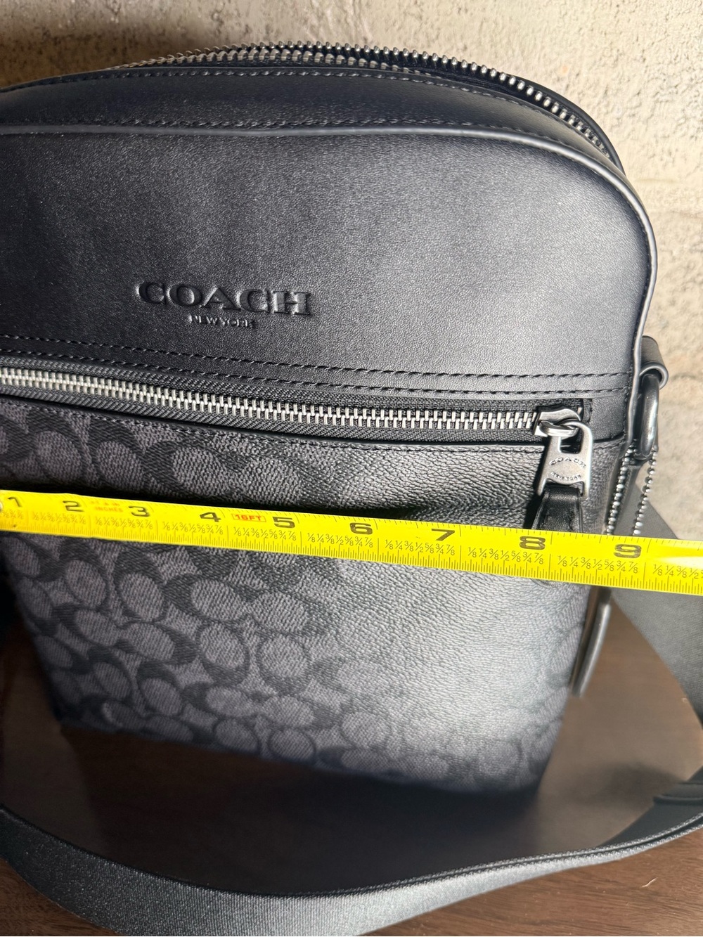 Coach Men’s Charcoal Signature Crossbody Bag Black Leather Trim Messenger - Picture 5 of 17